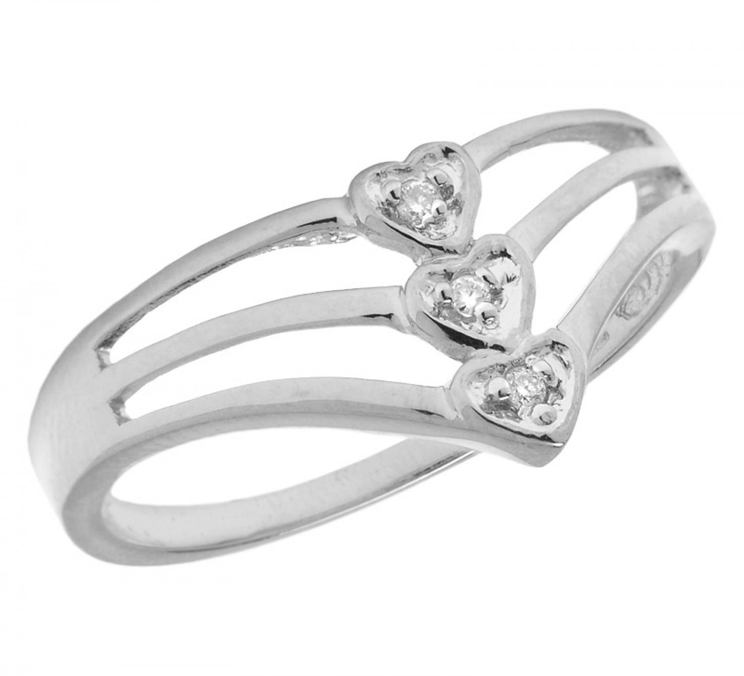 Colormerchants - 10K White Gold Diamond Heart Ring