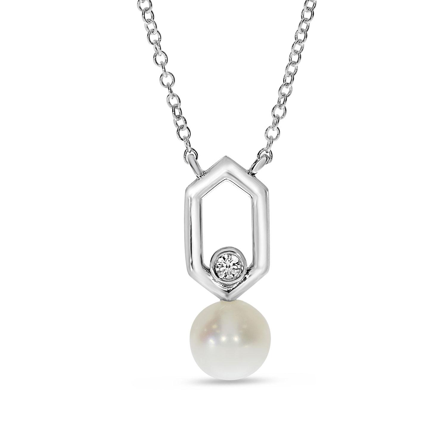 14K White Gold Pearl and Diamond Link Necklace