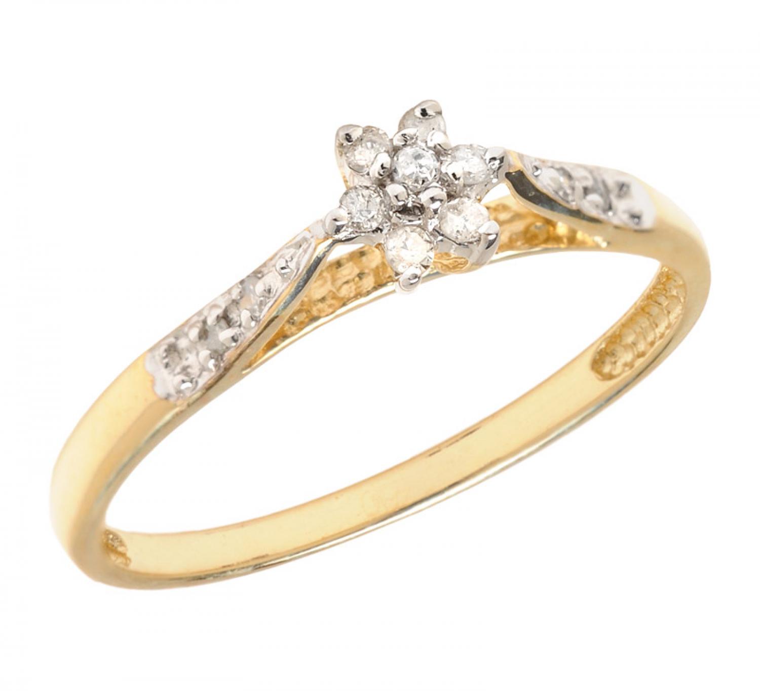 14K Yellow Gold Diamond Cluster Ring