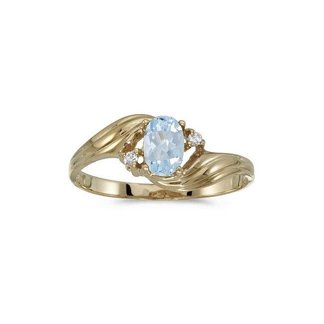 10k Yellow Gold Oval Aquamarine And Diamond Ring