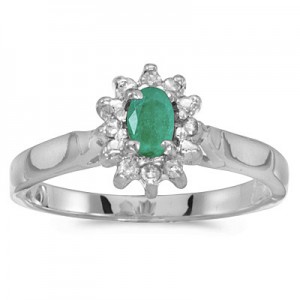 10k White Gold Oval Emerald And Diamond Ring