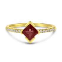 14K Yellow Gold Princess Cut Garnet and Diamond Band Ring